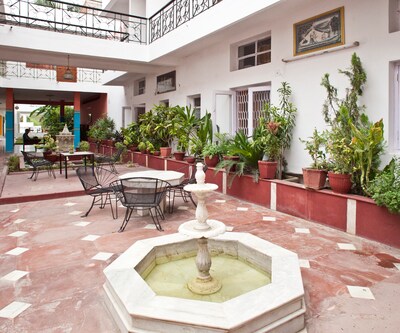 Hotel Harmony